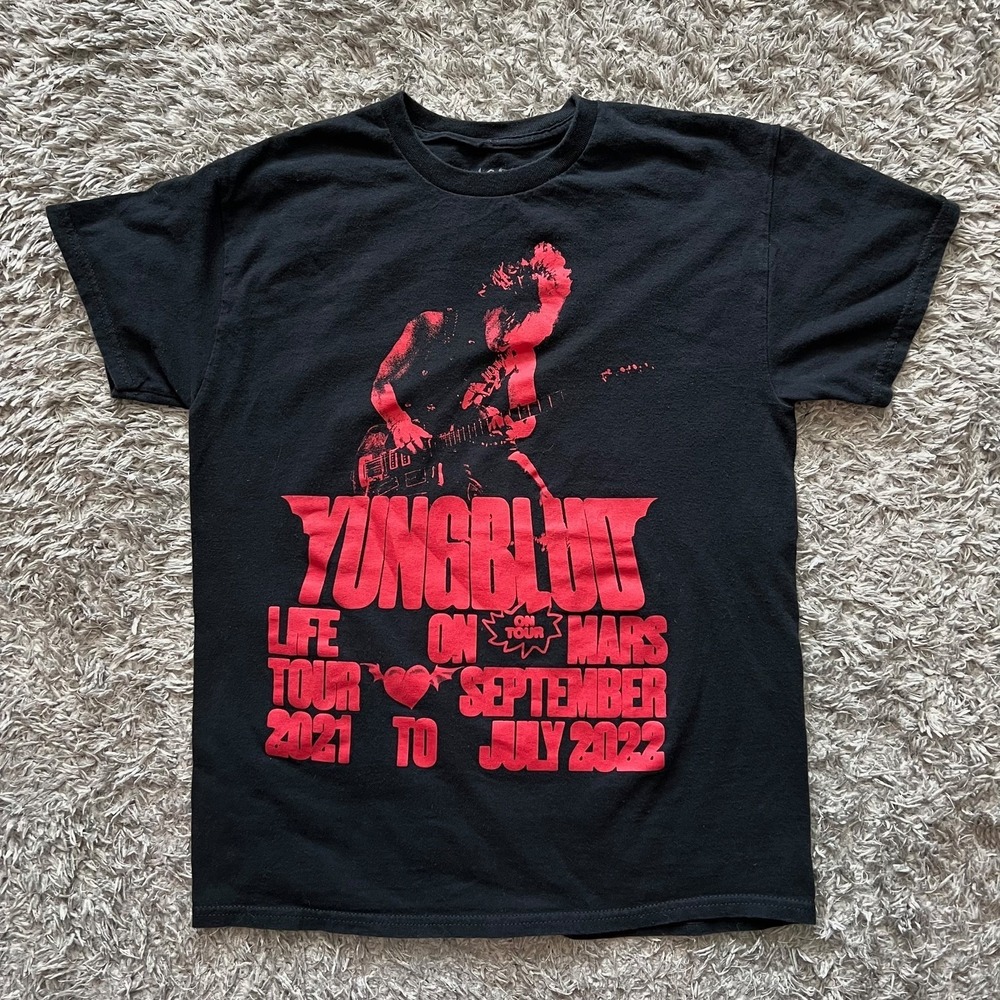 YUNGBLUD "Life On Mars" Sept 2021 to July 2022 Concert Tour (M) T-Shirt